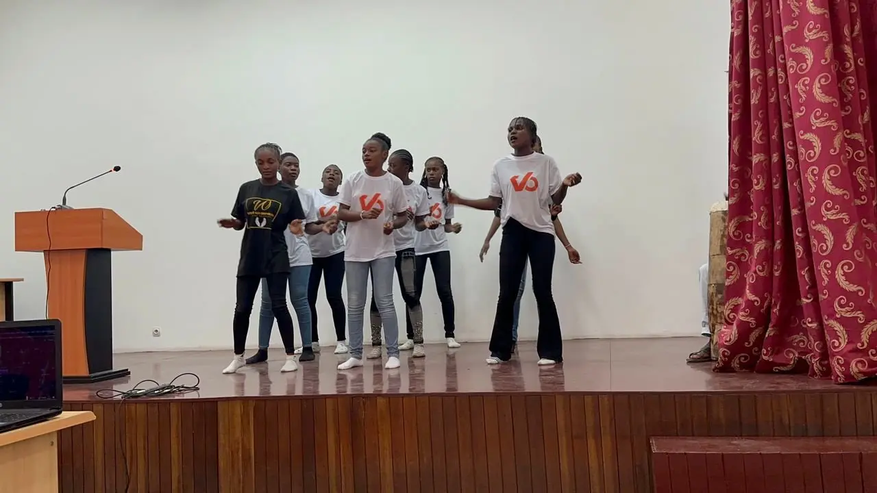 Photo 2 : Visite culturelle : une journée en l'honneur des orphelins