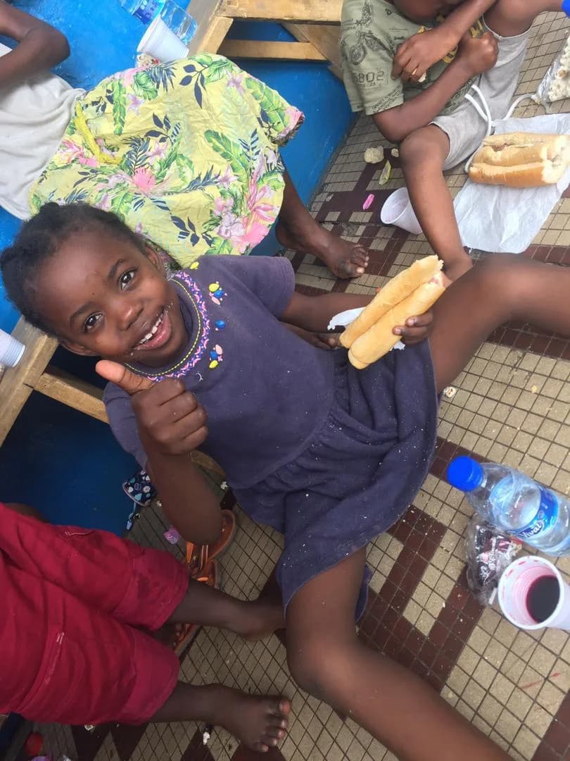 Photo 10 : Visite à l'orphelinat Yamba Ngai